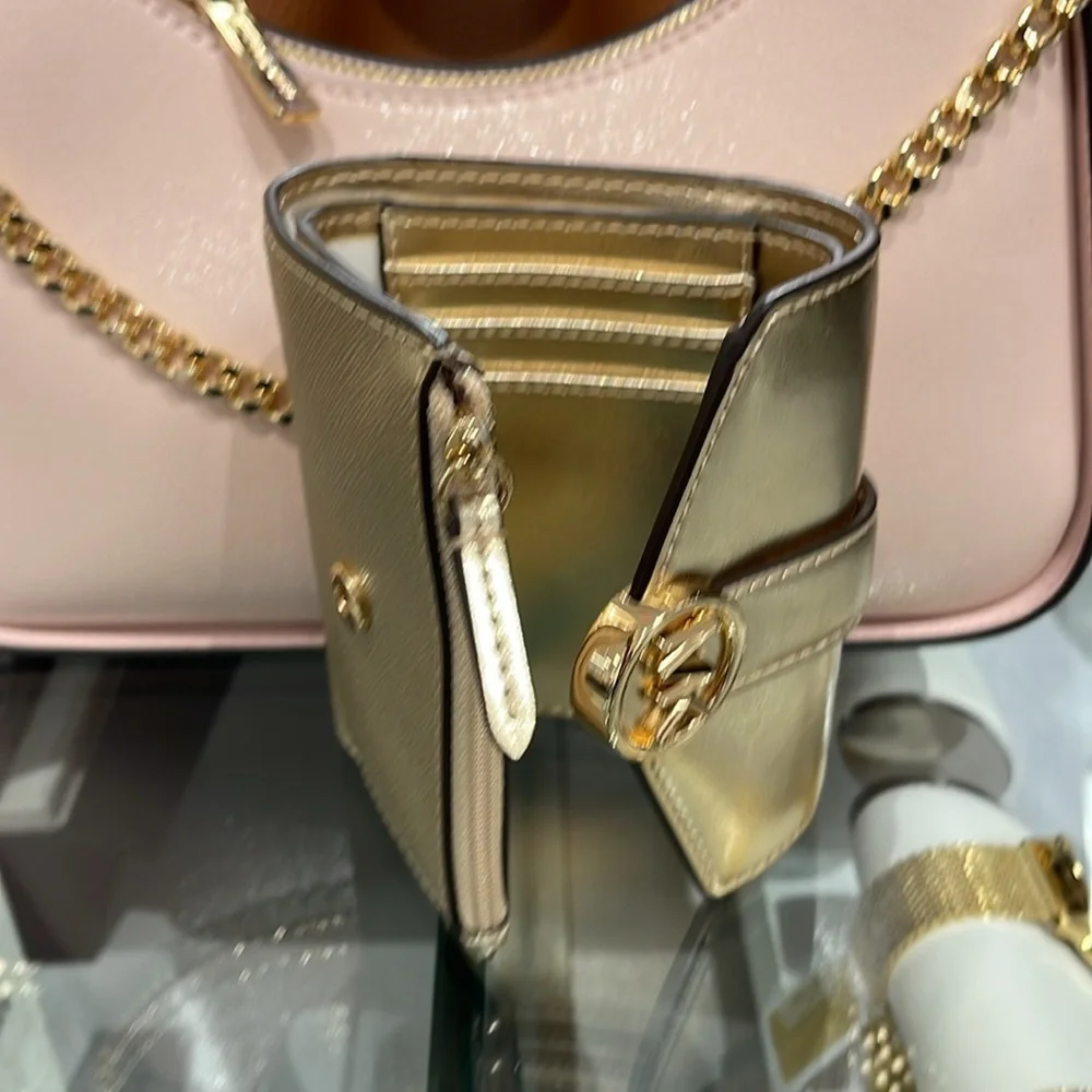 MICHAEL KORS CARMEN MEDIUM LOGO AND FAUX LEATHER WALLET PALE GOLD  NWT